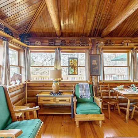 Lake Lucerne - Treehouse Cabin #01 Юрека Спрингс Екстериор снимка