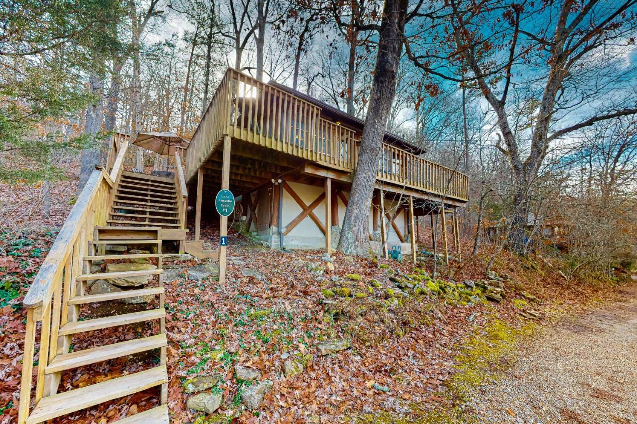 Lake Lucerne - Treehouse Cabin #01 Юрека Спрингс Екстериор снимка
