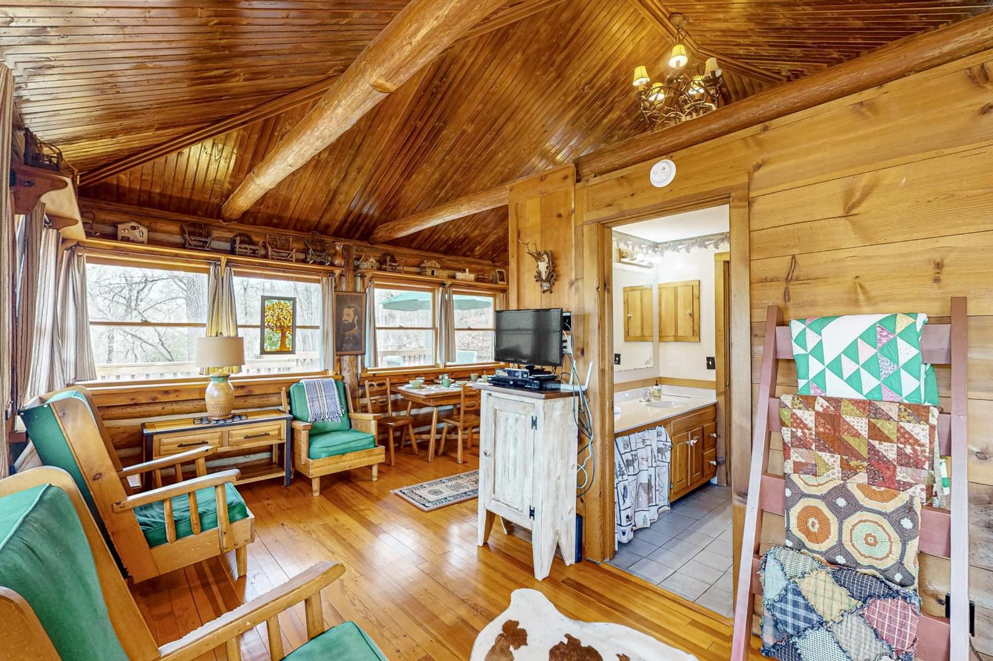 Lake Lucerne - Treehouse Cabin #01 Юрека Спрингс Екстериор снимка
